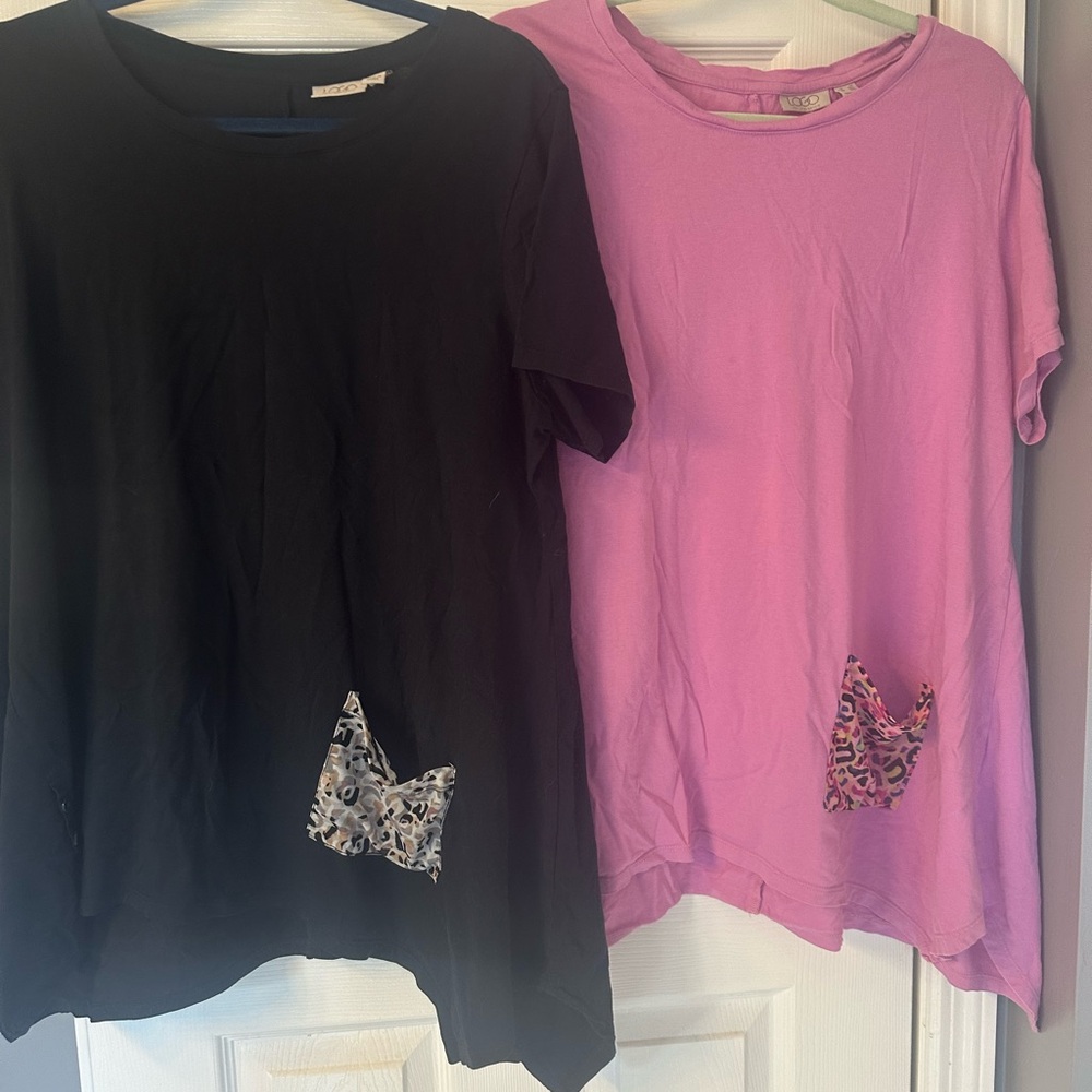 LOGO by Lori Goldstein Black and Pink Short Sleeve Tees